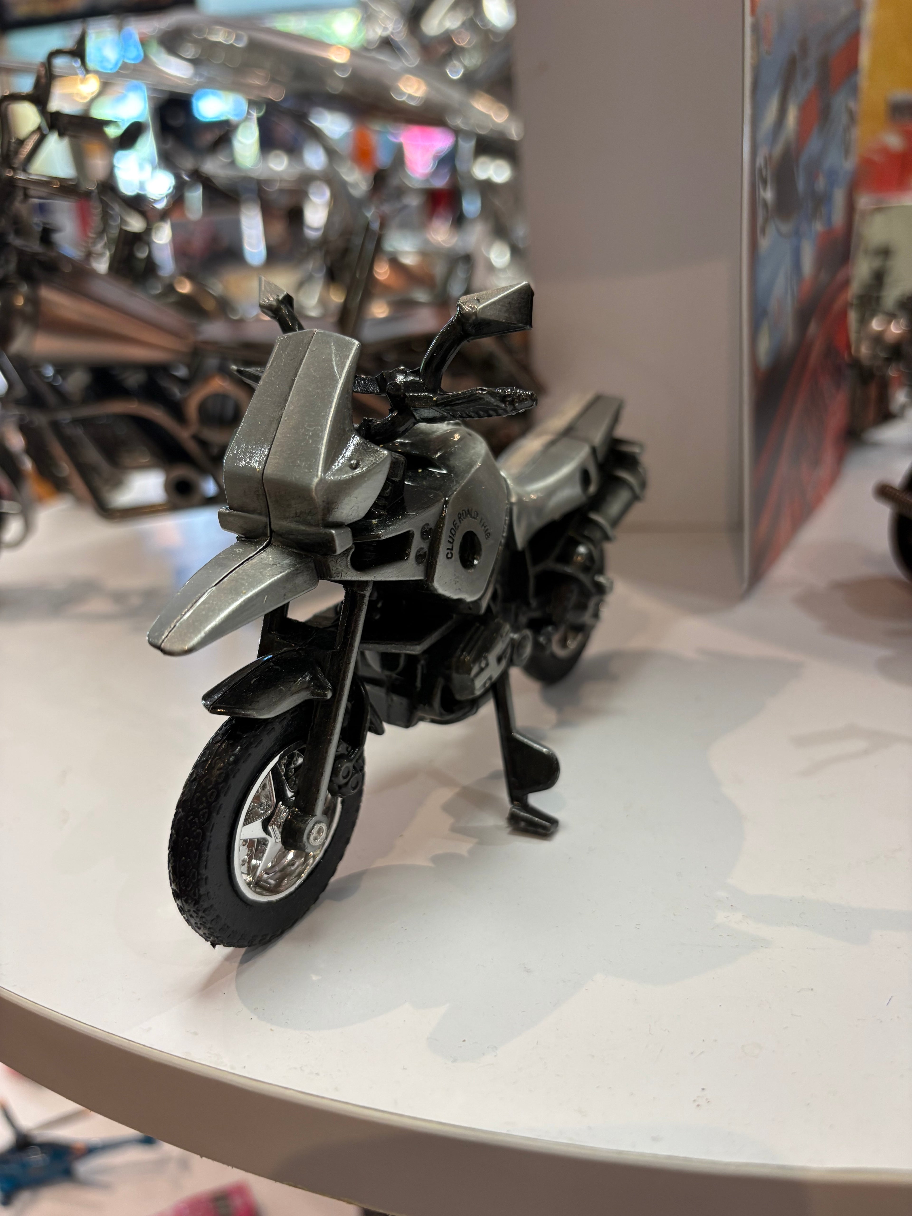 Moto Artisanale – 15 cm Argent