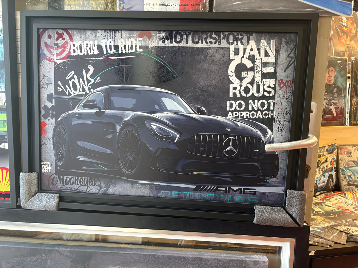 Tableau Mercedes AMG MOONEYES 40*60cm Artiste Rubix