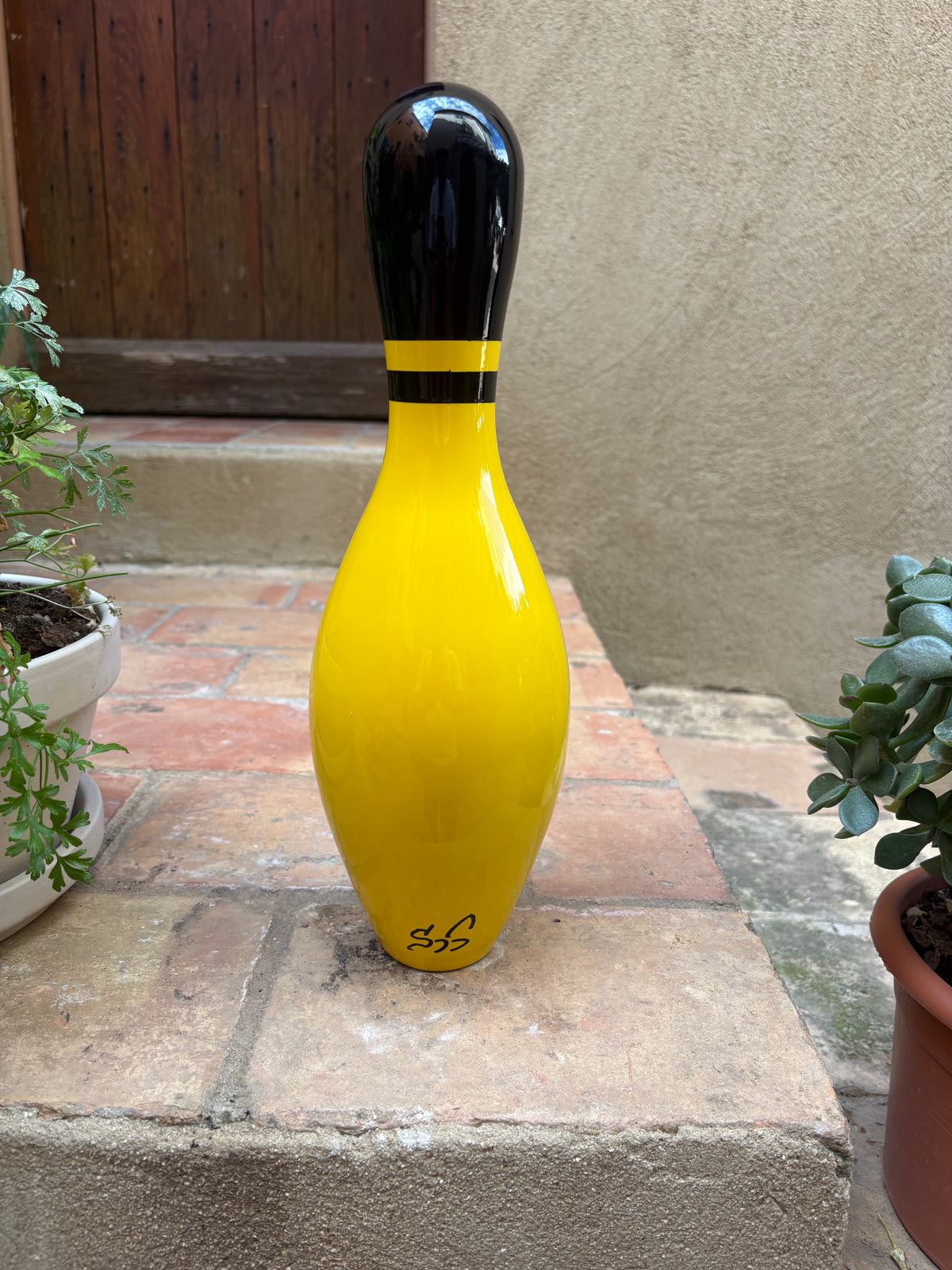 Quille Ferrari 40 cm (Cliquez ici pour voir les différentes couleurs disponibles)